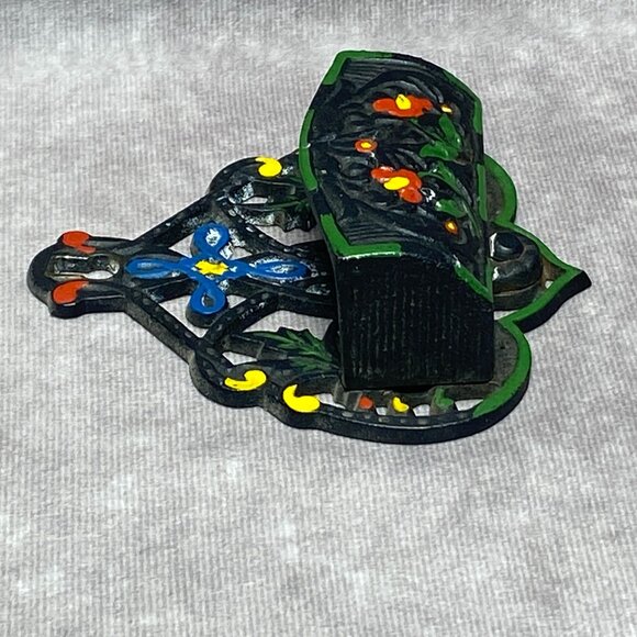 Vintage Hand-Painted Cast Iron Match Holder By Wilton Products Inc. - Picture 2 of 8